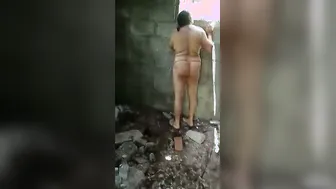 Mature South Indian Aunty Walking Naked Teasing Before Fucking