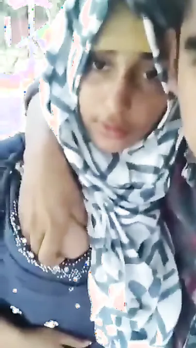 Village Babe Getting Her Tits Sucked By Her Boyfriend At Home