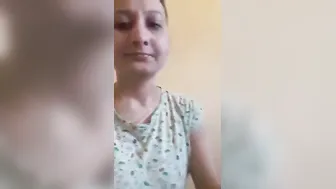 Married Woman Recording Nude Video For Boyfriend Secretly