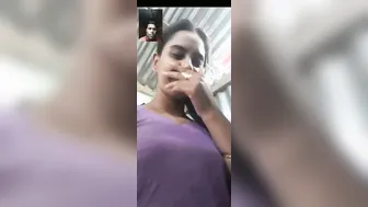 Bangladeshi GF Flashing Her Tits On Naughty Video