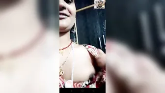 Married Bhabhi Exposing Her Heavy Milky Boobs For Lover At Home