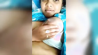 Horny Bhabhi Squeezing Her Milky Boobs For The Camera At Home
