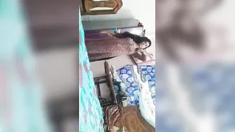 Curvy Desi Babe Playing With Her Pussy Before Boyfriend Comes