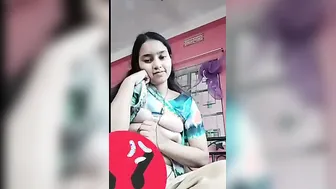 Cute Bengali Babe Flashing Her Boobs During Late Night Call