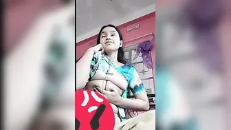 Cute Bengali Babe Flashing Her Boobs During Late Night Call