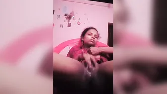 Kerala Babe Touching Herself While Filming Pussy On Phone Cam