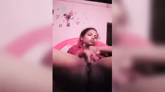 Kerala Babe Touching Herself While Filming Pussy On Phone Cam