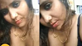 Indian Bhabhi Spreading Her Pussy Wide For Her New Secret Lover