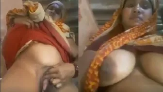 Lonely Married Woman Exposing Everything For Me Tonight