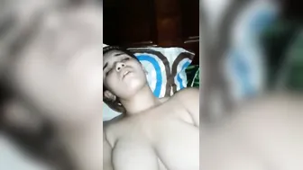 Horny Bhabhi Stuffing Her Pussy With Whatever She Finds Home