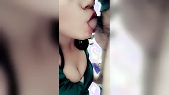 Horny GF Sucking Cock Like She Loves Every Second Of It