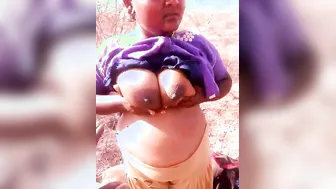 Village Girl Flashing Her Tits And Pussy In The Open Fields