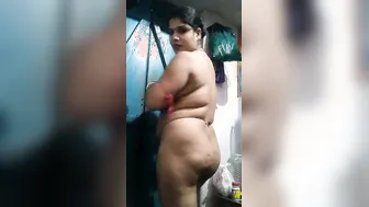 Chubby Village Wife Sending Naughty Selfies To Her Man In Bed