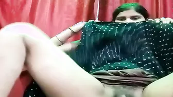 Rural Housewife Stripping Naked Performing Live On Camera Show