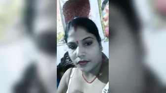 Married Village Bhabhi Spreading Pussy Lips Wide On Camera