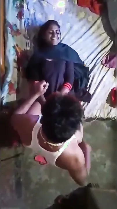 Taking My Virgin GF Cherry In Her Bedroom While Alone Home