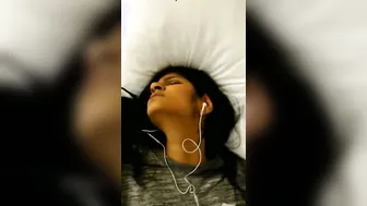 GF Getting Fingered Deep By Her Lover In Bedroom