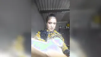 Busty Married Aunty Exposing Herself Fully On Hidden Camera
