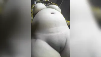 Busty Married Aunty Exposing Herself Fully On Hidden Camera