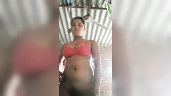 Village GF Showing Her Boobs And Pussy To Her Lover
