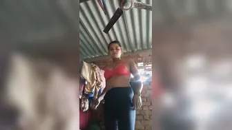 Village GF Showing Her Boobs And Pussy To Her Lover