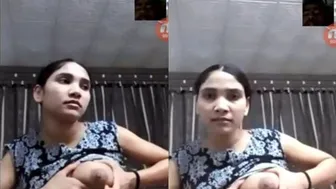 Busty Desi Babe Showing Off Her Natural Tits Amateur Footage