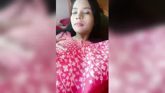 Desi GF Spreading Her Wet Pussy Lips For The Camera