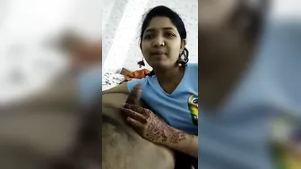Desi Girl Caught In Leaked Sex Scandal Mms With Boyfriend