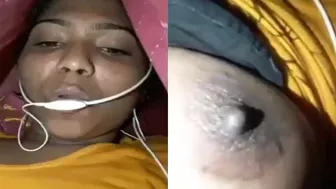 Desi GF Exposing Her Big Boobs And Wet Pussy On Camera