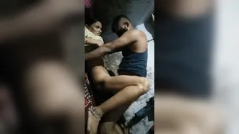 Married Bhabhi Riding Village Guy Raw In Outdoor Sex Tape