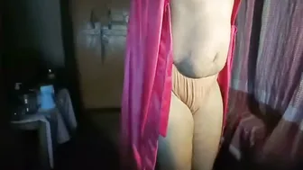 Cute Married Bengali Wife Stripping Naked Teasing On Cam Tonight
