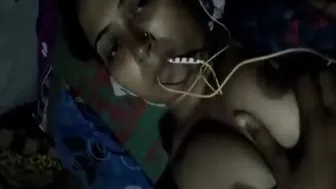 Lonely Bhabhi Exposing Her Heavy Tits During Private Video Call