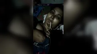 Lonely Bhabhi Exposing Her Heavy Tits During Private Video Call