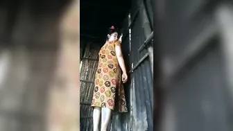 Young Girl From Village Fingering Herself And Moaning Loudly