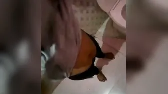 Married Bhabhi Showing Off Her Body Parts On Private Cam