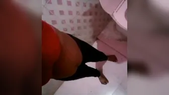 Married Bhabhi Showing Off Her Body Parts On Private Cam