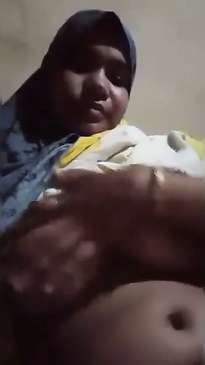 Horny Wife From Bangladesh Begging For Cock On Private Video