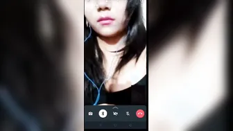 Broke Bhabhi Spreading Her Pussy Wide For Some Quick Cash Today