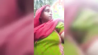 Village Wife Spreading Legs Showing Her Wet Pink Pussy On Cam