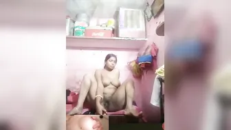 Horny Married Bhabhi Getting Herself Off On Camera Alone