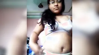 Curvy Marathi Wife Stripping Naked Showing Her Big Round Ass