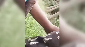 GF Giving Sloppy Blowjob Outdoors In Public Place