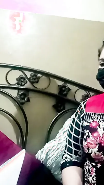 Married Bhabhi Fucking Her Boss In Hotel Room After Work