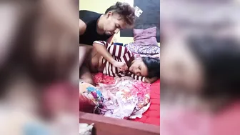 Bhojpuri Couple Getting Nasty On Live Stream From Their Village