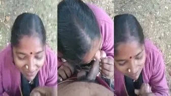 Indian Slut Giving Roadside Head Behind The Trees In The Evening