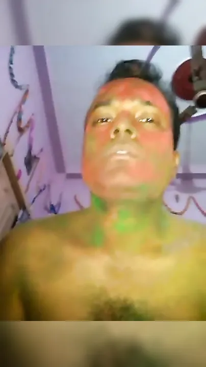 Slim house wife enjoy home sex with her spouse on Holi