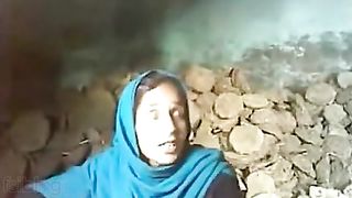 Desi bhabhi enjoys a quick fuck with her stepbrother in law