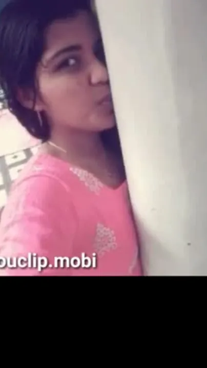 Cute legal age teenager teases her boyfriend with a self discharged bathing video