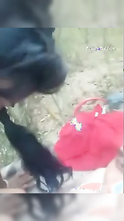 Hardcore outdoor desi mms of cheating wife with ex