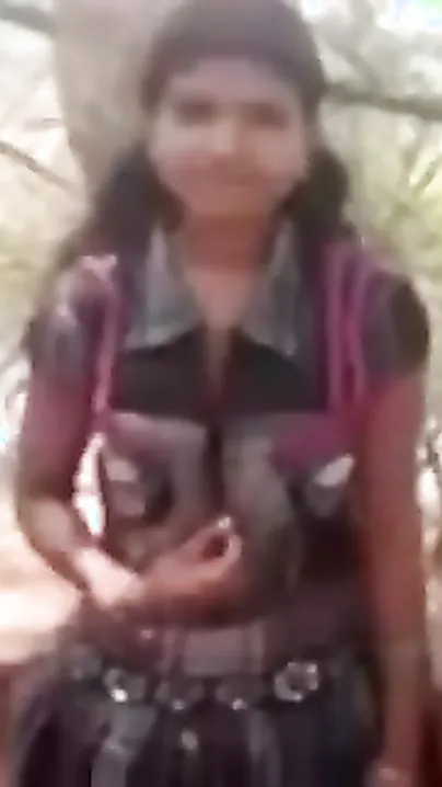 Legal age teenager enjoys outdoor sex with her bf